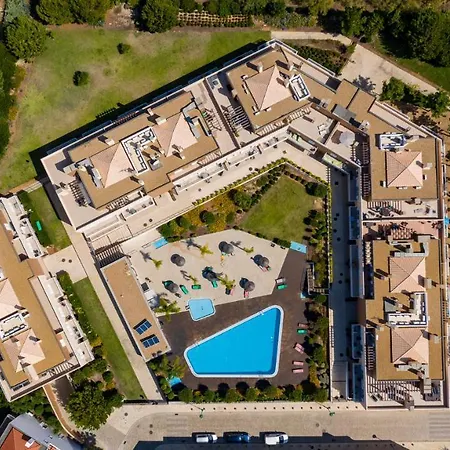 Lägenhet Cabanas Gardens - 2 Bed Nearby Beach Wpcg46